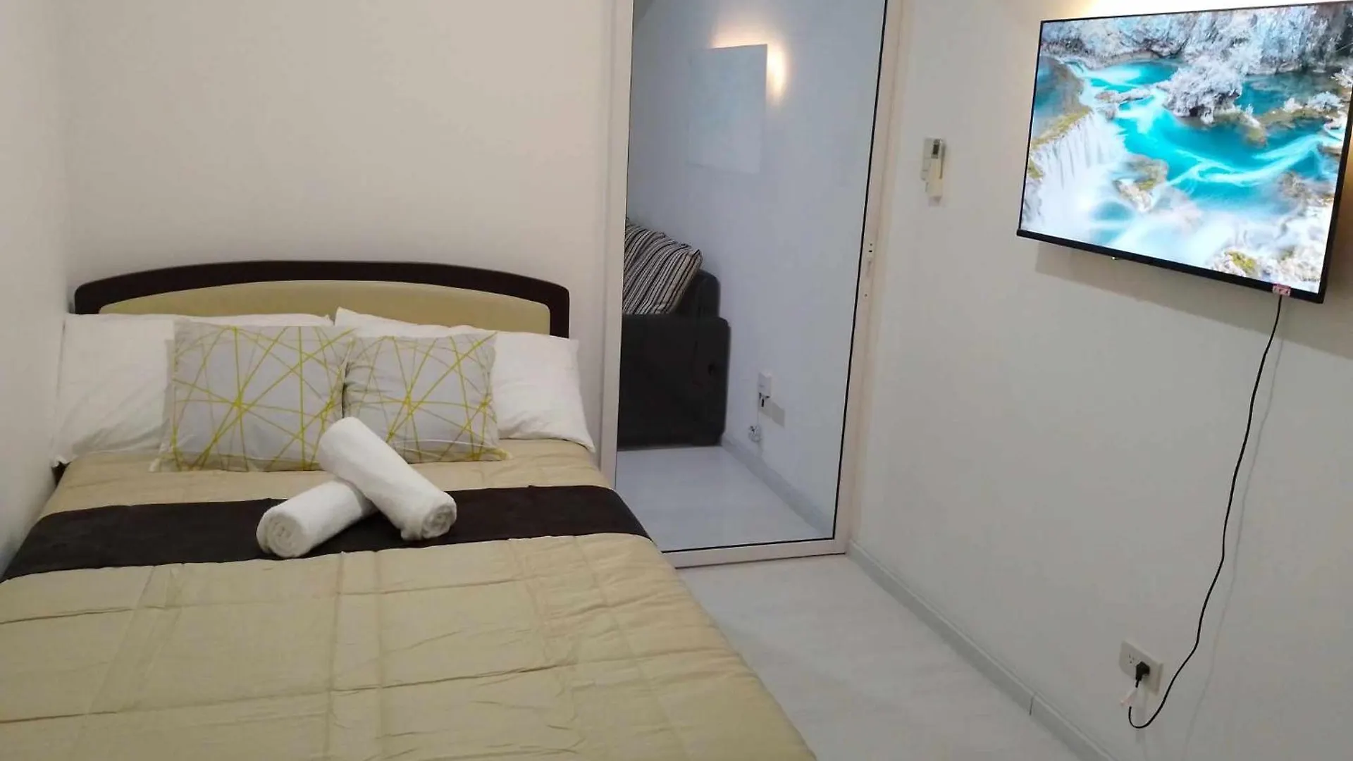 Azure Staycation Paranaque City 0*,